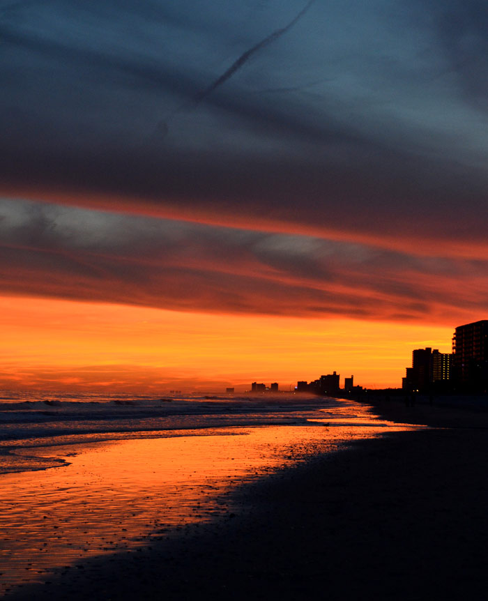 Five Nearby Places to Watch the Sunset image thumbnail